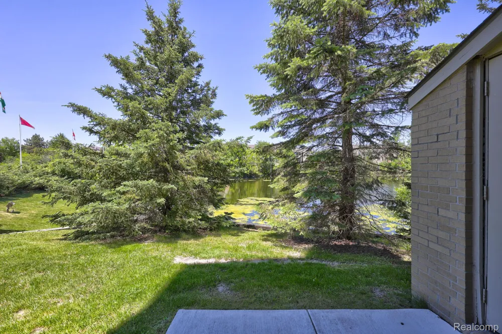 23440 Little Rapids Court #1801 Novi City, MI 48375