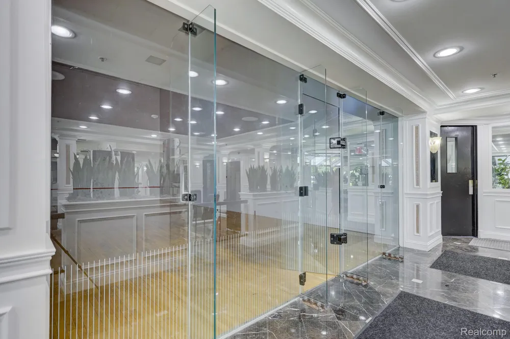 23440 Little Rapids Court #1801 Novi City, MI 48375