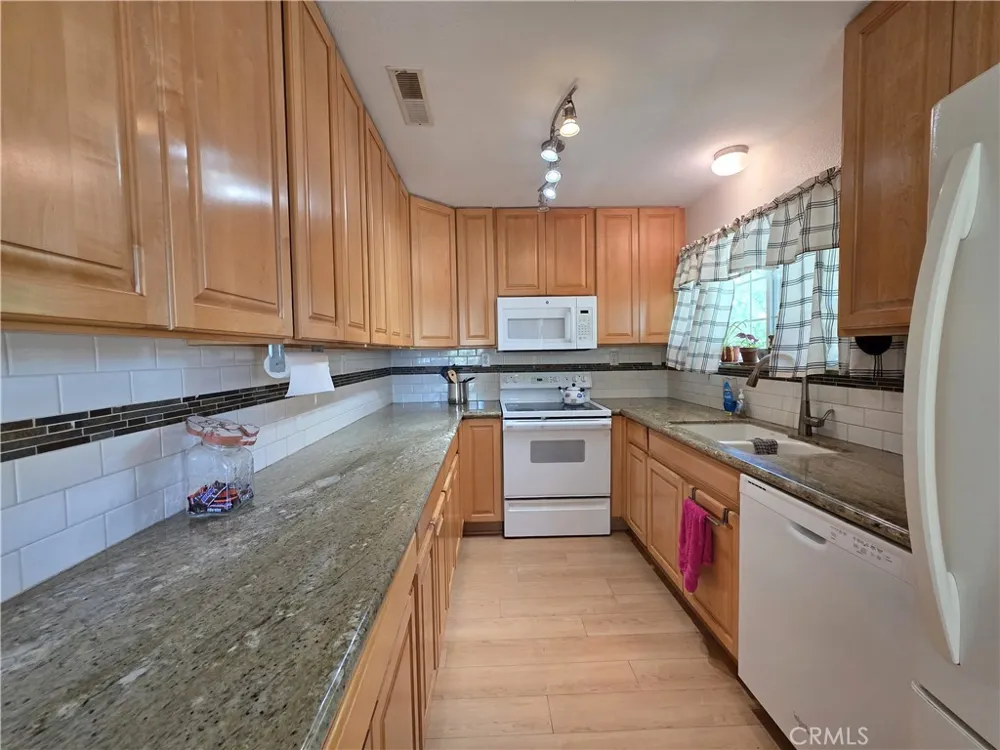 6265 Huggins Dr Orland, CA 95963