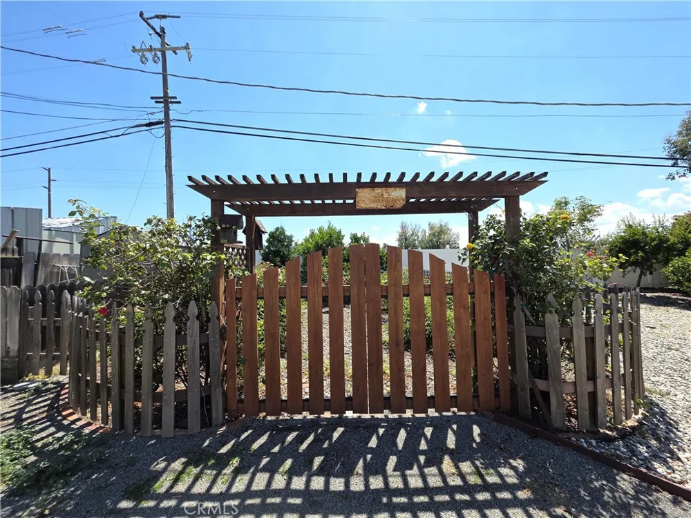 6265 Huggins Dr Orland, CA 95963