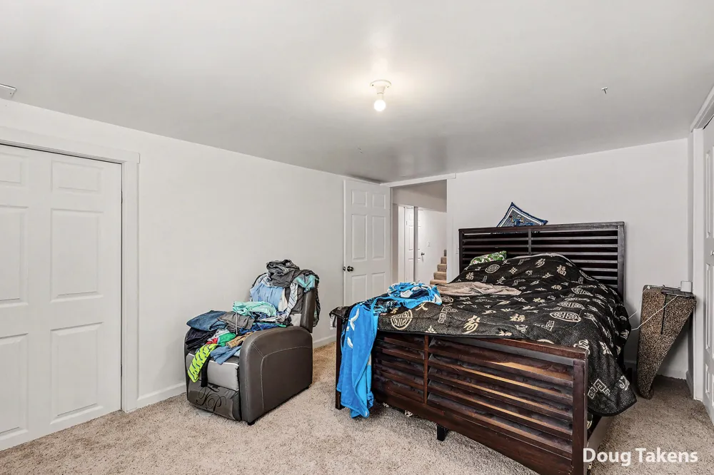 7439 Eastlane Avenue Jenison, MI 49428