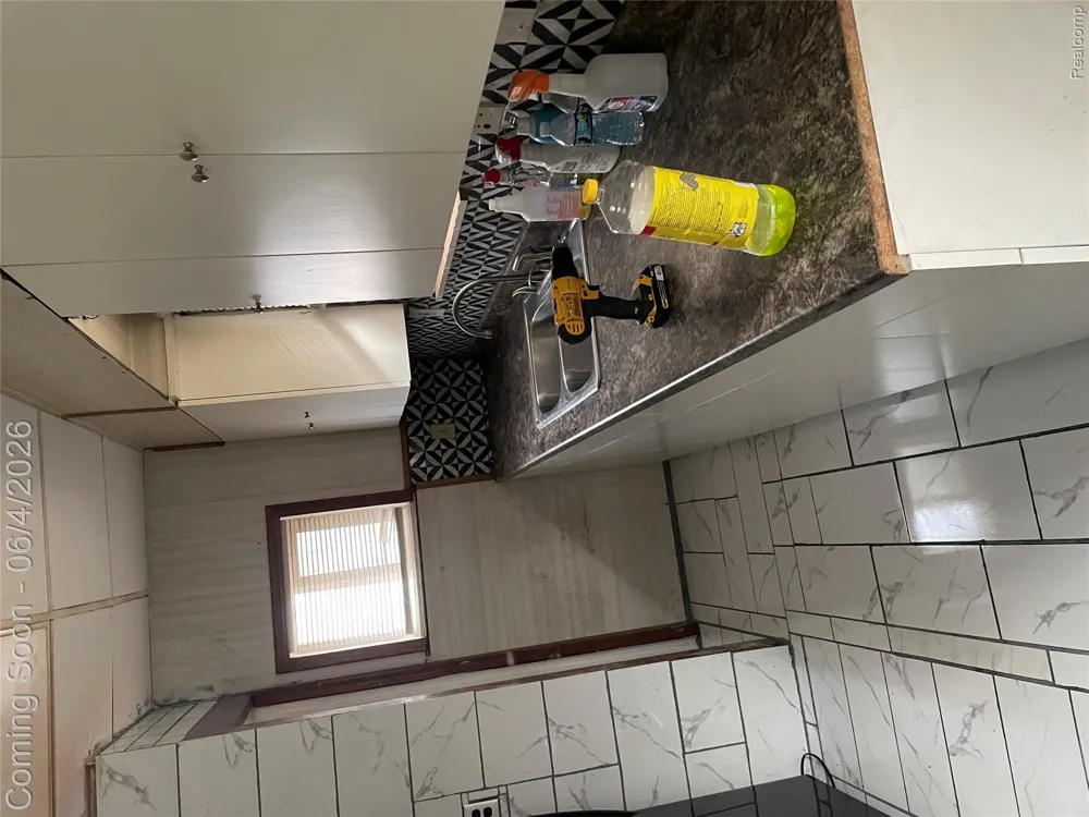 4525 6th Street Ecorse City, MI 48229