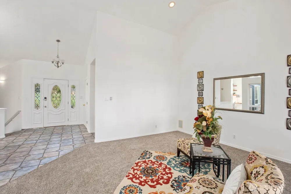 211 Basswood Drive Silverlake, WA 98645