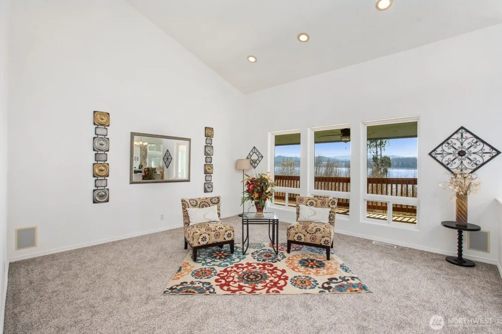 211 Basswood Drive Silverlake, WA 98645