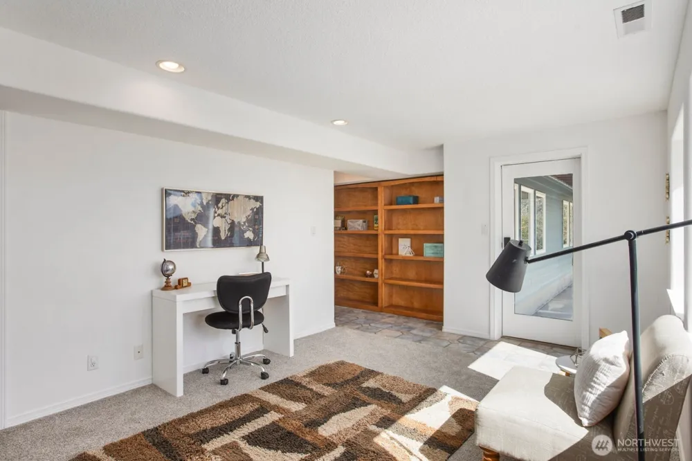 211 Basswood Drive Silverlake, WA 98645