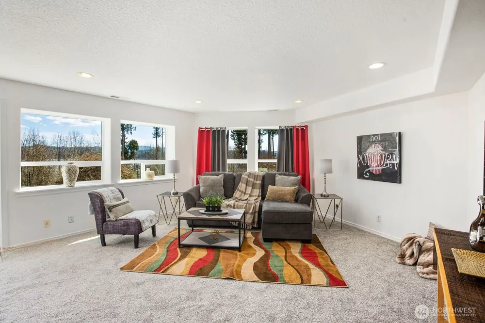 211 Basswood Drive Silverlake, WA 98645