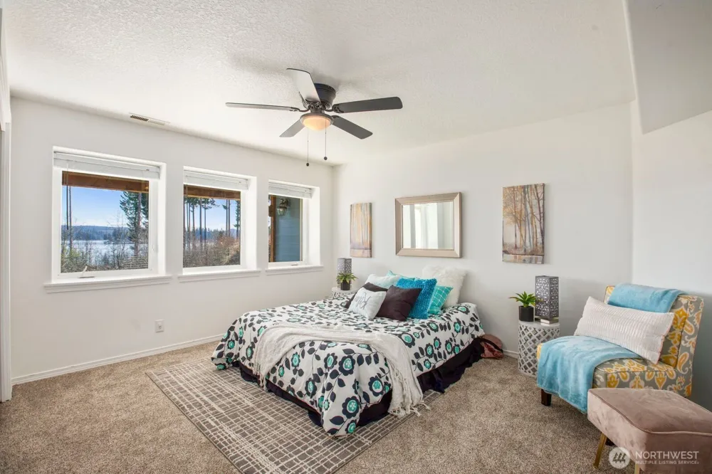 211 Basswood Drive Silverlake, WA 98645