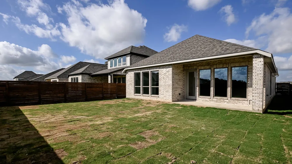 310 Watersong Bend Lockhart, TX 78644