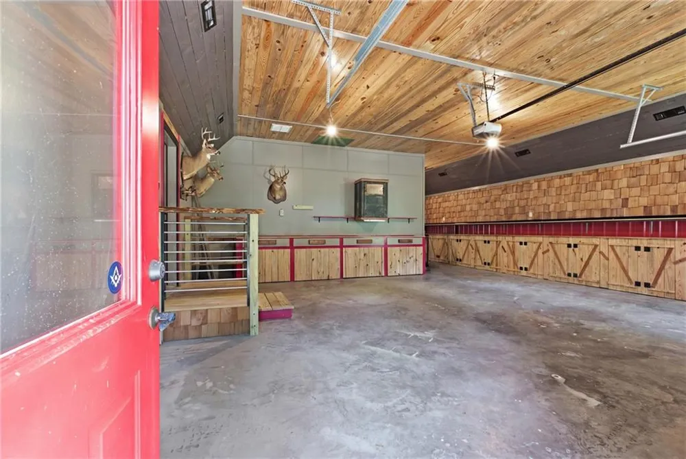 456 Oak Springs Road Clarkesville, GA 30523