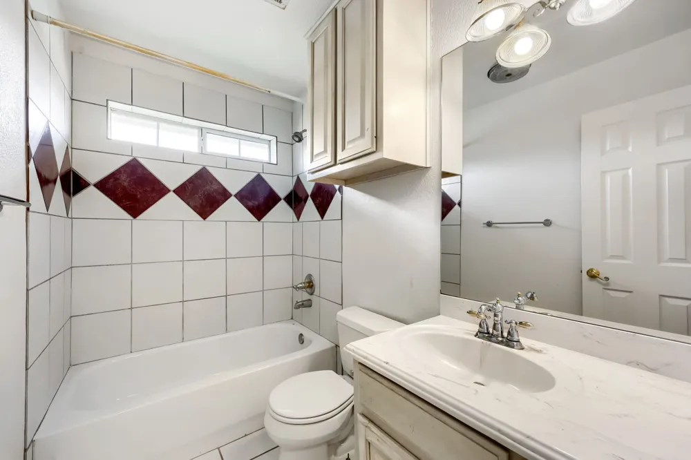 3601 Cliffwood Drive Alvarado, TX 76009