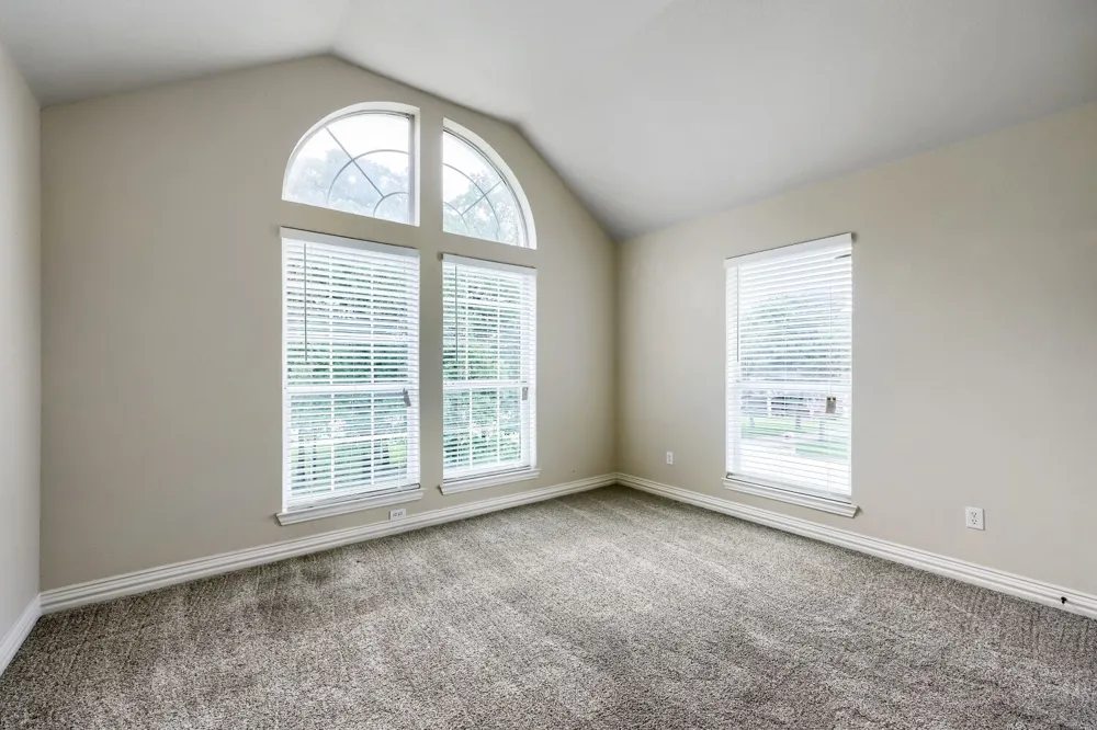 3601 Cliffwood Drive Alvarado, TX 76009