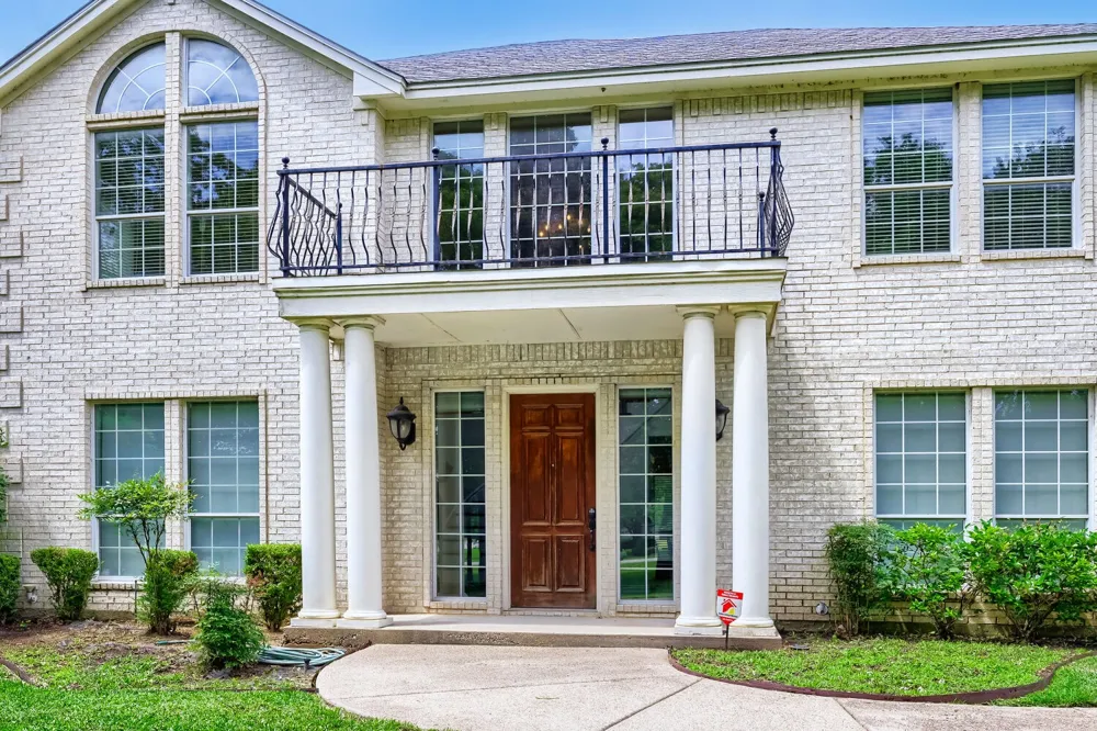 3601 Cliffwood Drive Alvarado, TX 76009