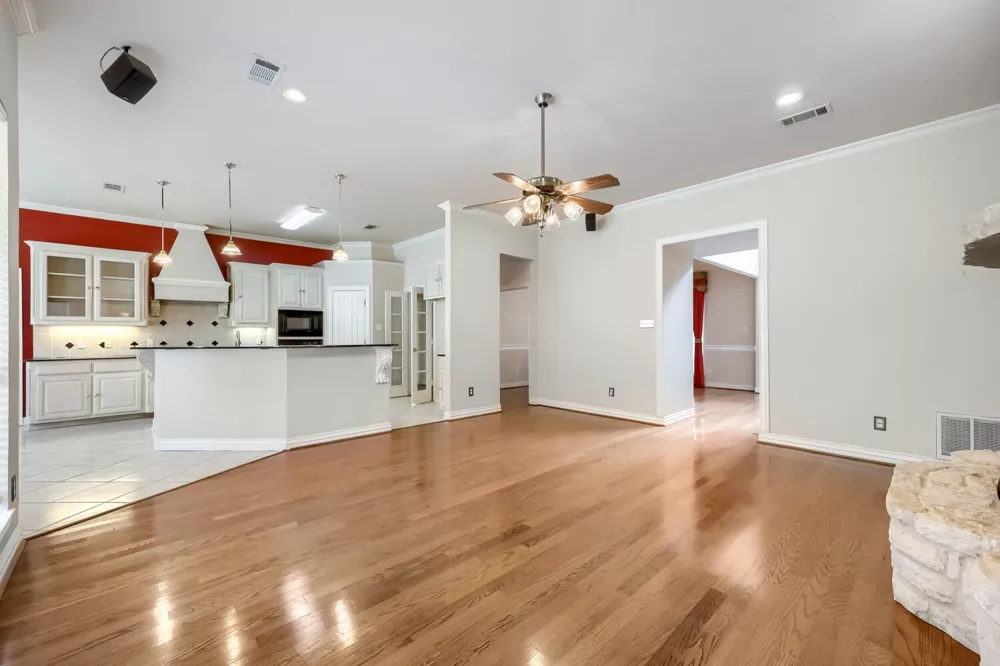 3601 Cliffwood Drive Alvarado, TX 76009