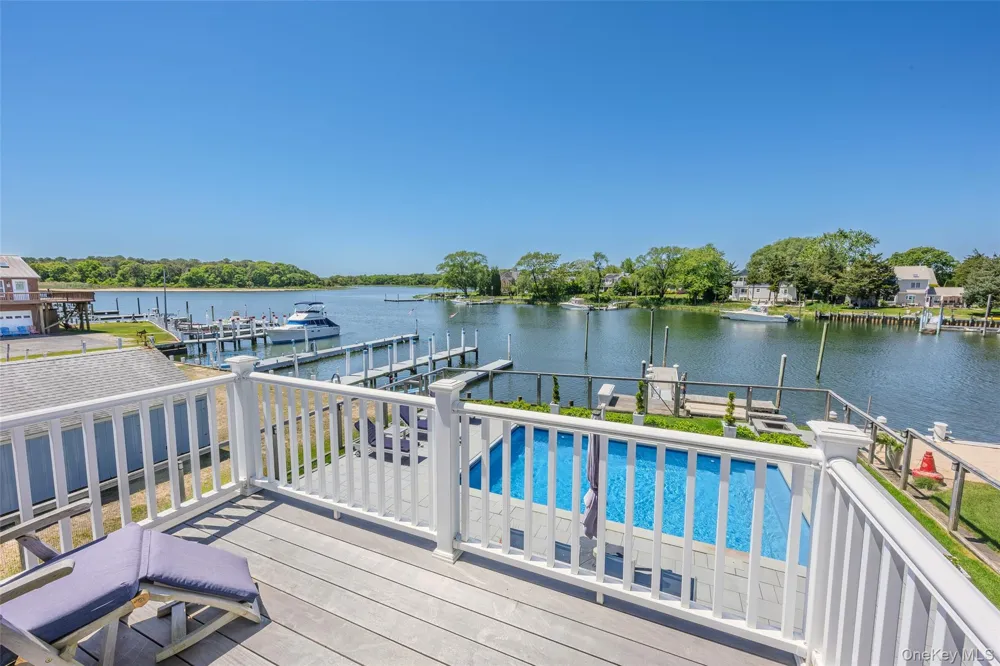 81 Beach Road Aquebogue, NY 11901