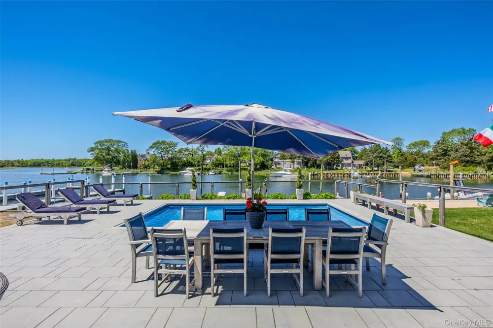 81 Beach Road Aquebogue, NY 11901