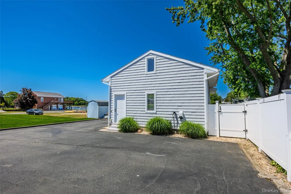 81 Beach Road Aquebogue, NY 11901