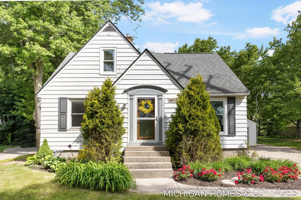 10671 Chicago Drive Holland Charter Township, MI 49464