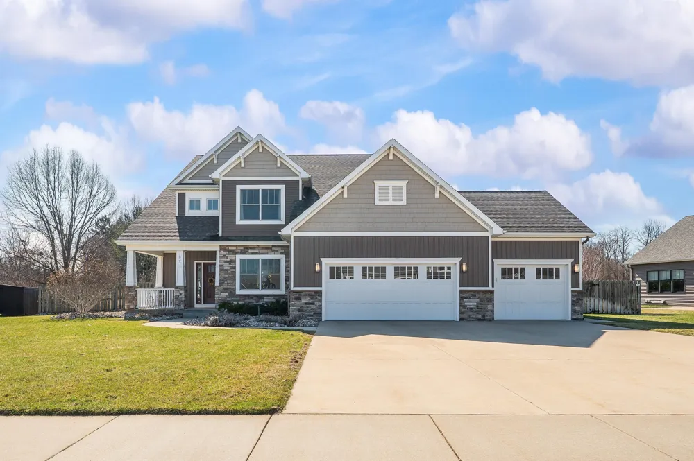 1835 Fox Prairie Road Lincoln Charter Township, MI 49085