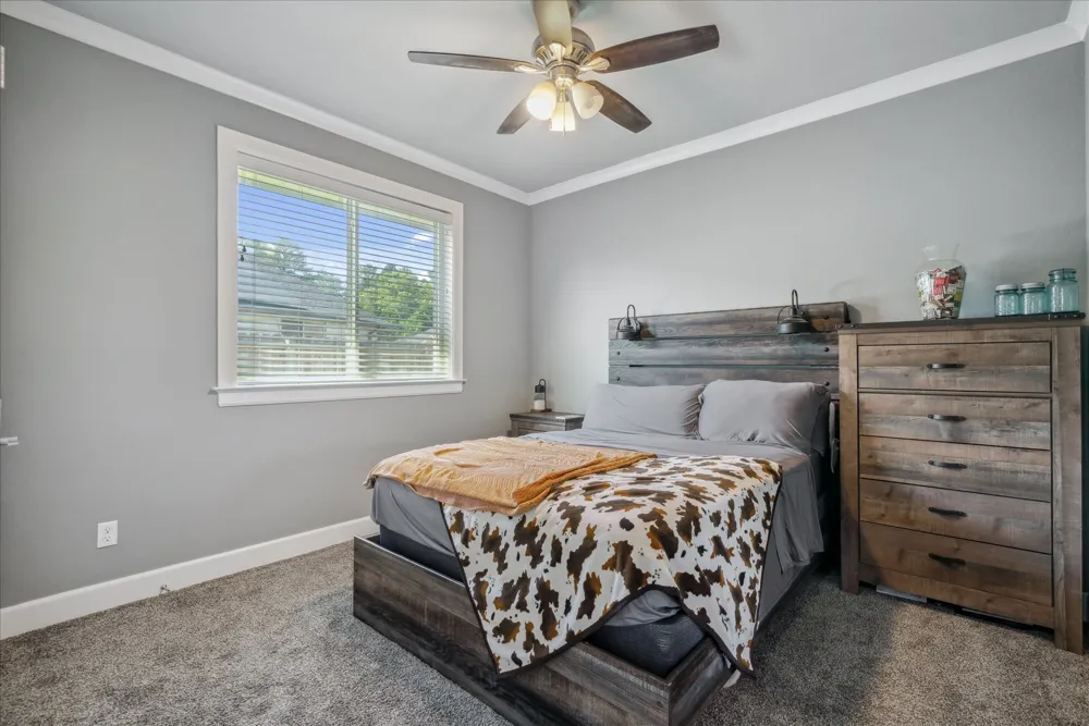 2231 RANA Park Flint, TX 75762