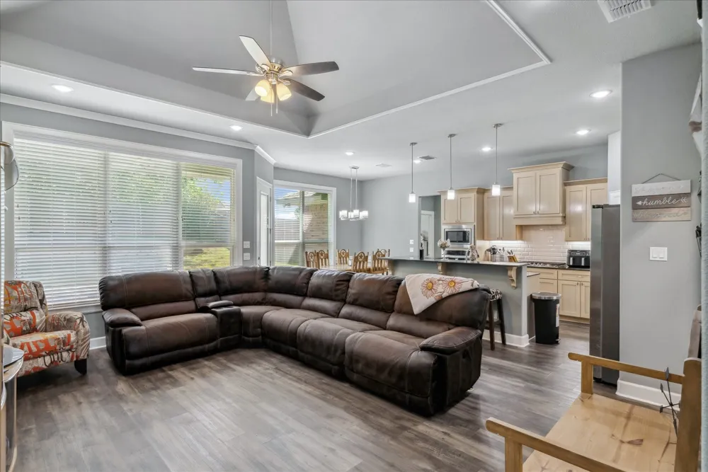 2231 RANA Park Flint, TX 75762