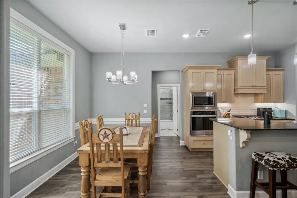 2231 RANA Park Flint, TX 75762
