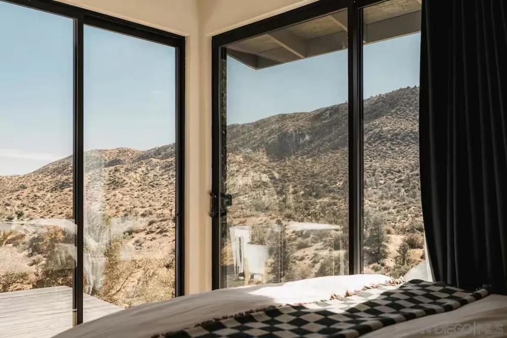 48311 Burns Canyon Rd Pioneertown, CA 92268