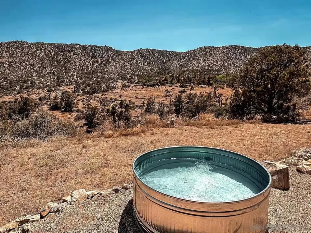 48311 Burns Canyon Rd Pioneertown, CA 92268