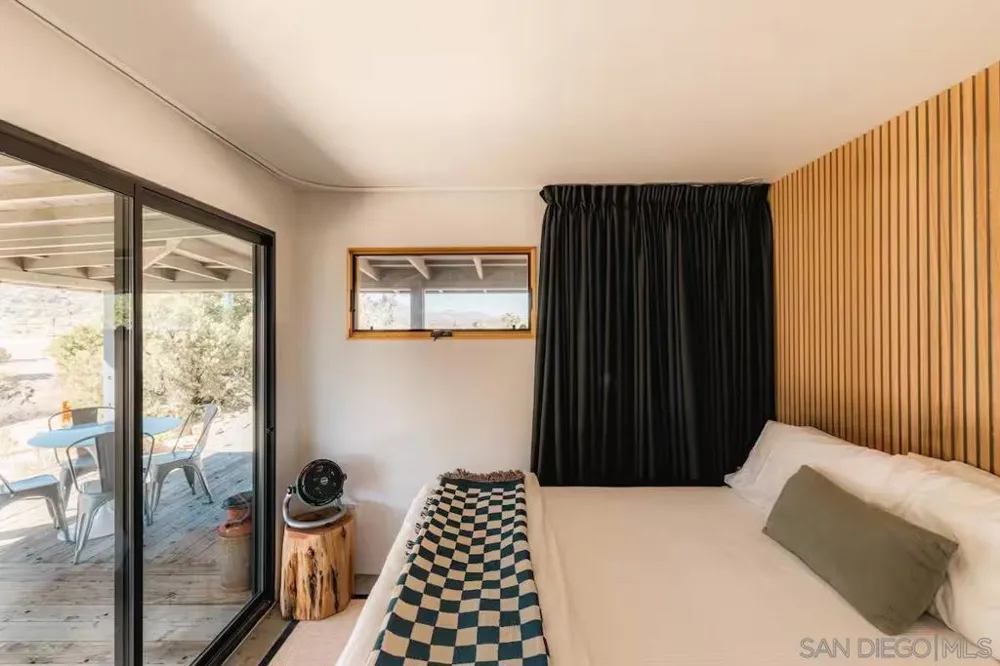 48311 Burns Canyon Rd Pioneertown, CA 92268