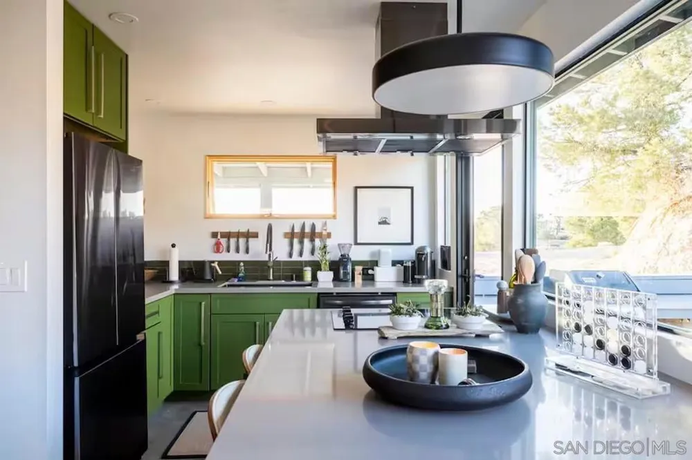 48311 Burns Canyon Rd Pioneertown, CA 92268