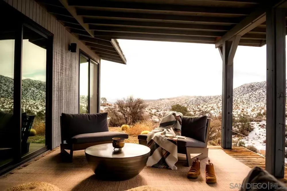 48311 Burns Canyon Rd Pioneertown, CA 92268