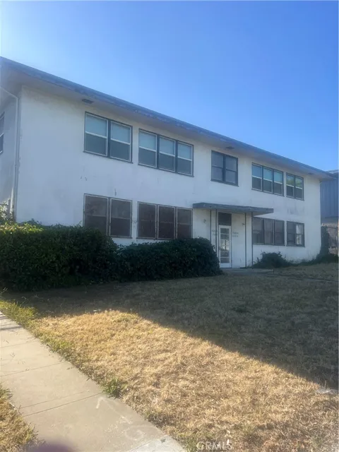 7606 Crenshaw Boulevard