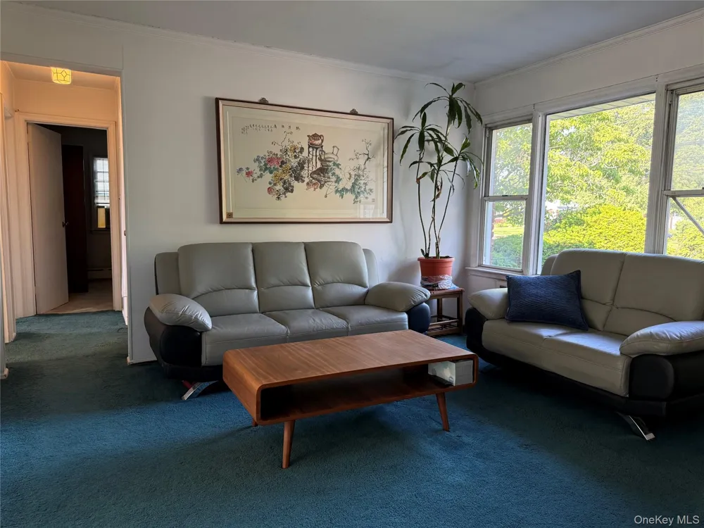 2582 Oceanside Road Oceanside, NY 11572