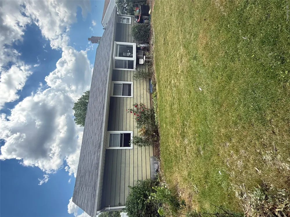2582 Oceanside Road Oceanside, NY 11572
