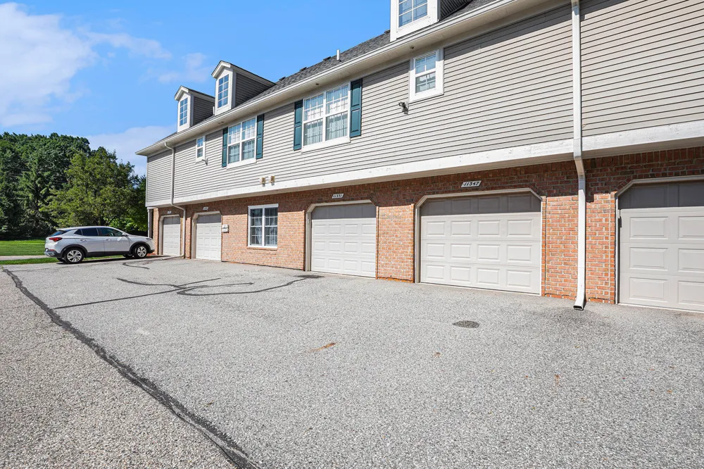 11347 Woods Drive Shelby, MI 48317