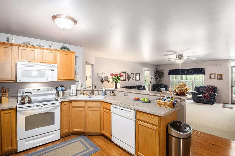11347 Woods Drive Shelby, MI 48317