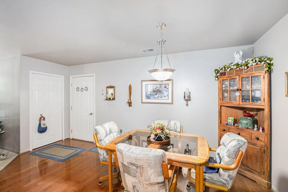 11347 Woods Drive Shelby, MI 48317