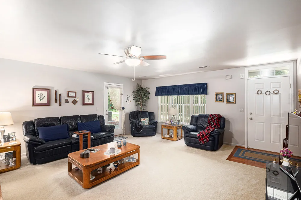 11347 Woods Drive Shelby, MI 48317