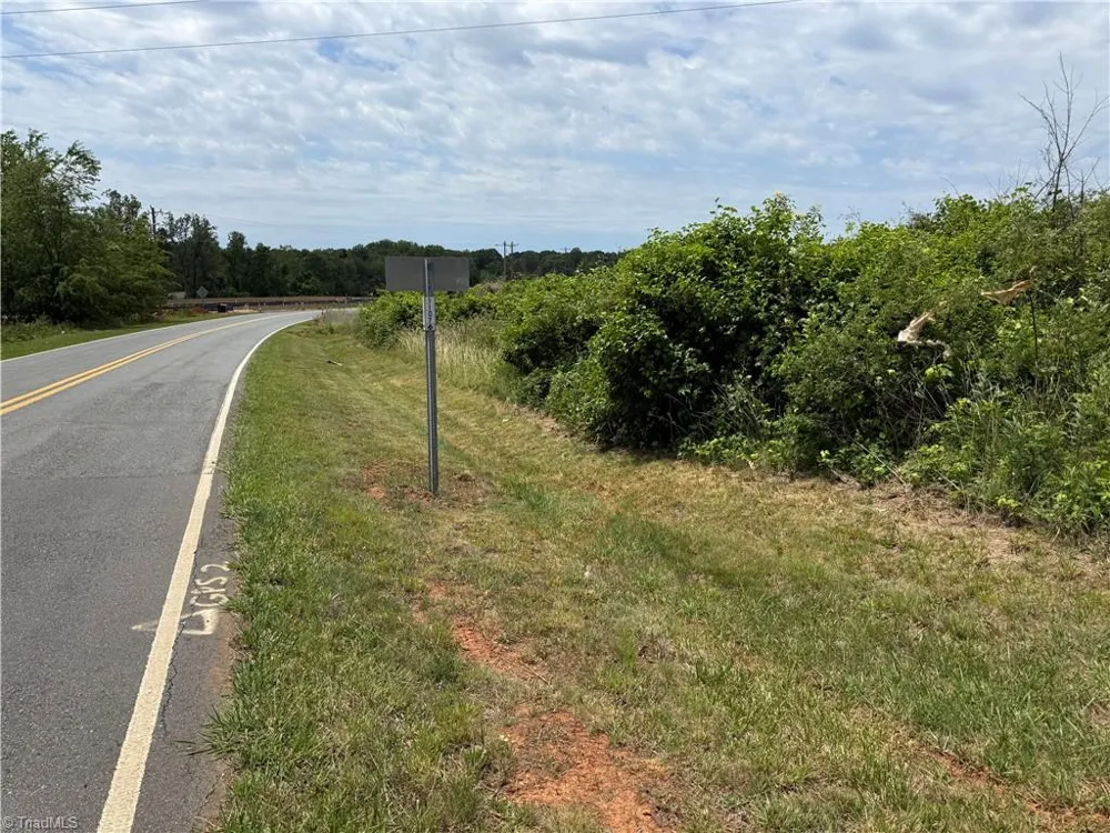 0-0-0 White Road King, NC 27021
