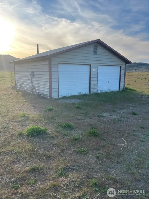 3 Horizon Estates