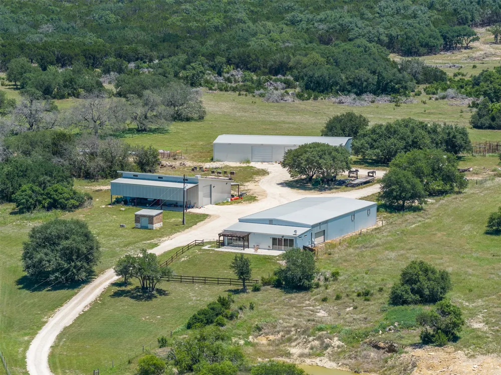 8845 Fm 2657 Briggs, TX 78608