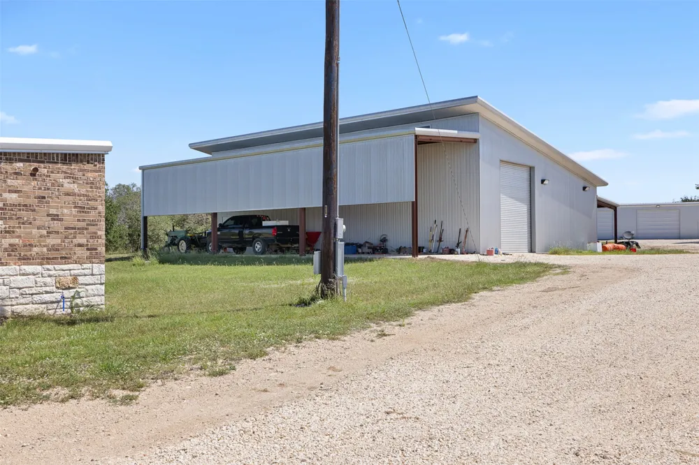 8845 Fm 2657 Briggs, TX 78608