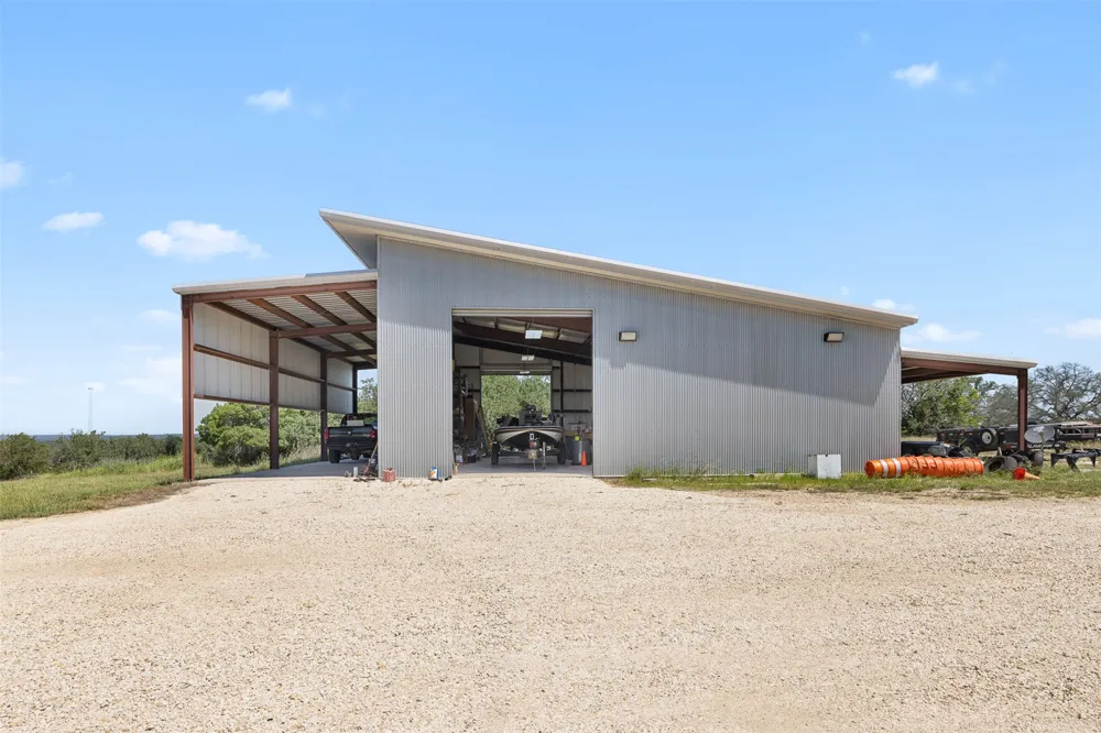 8845 Fm 2657 Briggs, TX 78608