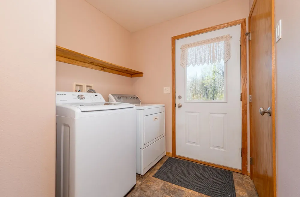 27162 County Road 16 Hibbing, MN 55746