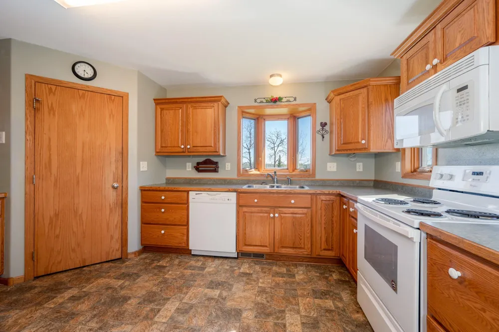 27162 County Road 16 Hibbing, MN 55746
