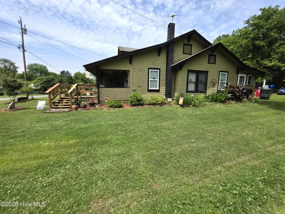 48 Fisher Street Andrews, NC 28901