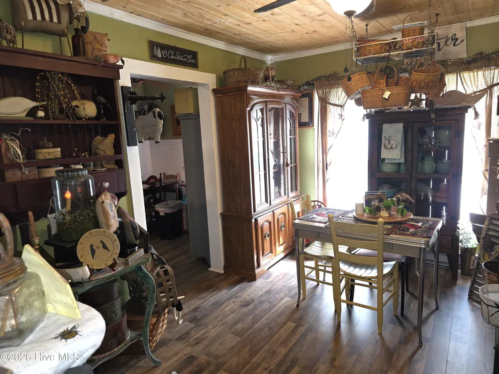48 Fisher Street Andrews, NC 28901