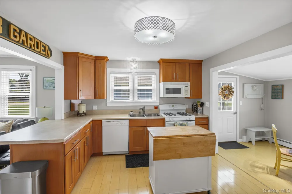 83 Beach Road Aquebogue, NY 11901