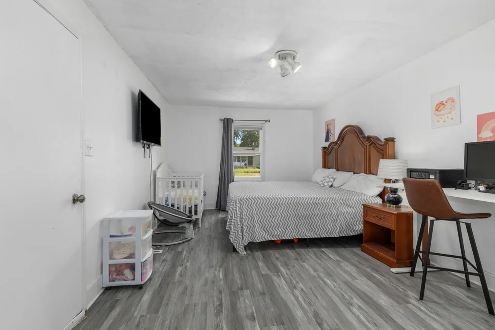 2469 Eden Street SW Wyoming City, MI 49519