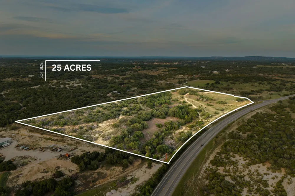 1 Esperanza Trail Johnson City, TX 78636