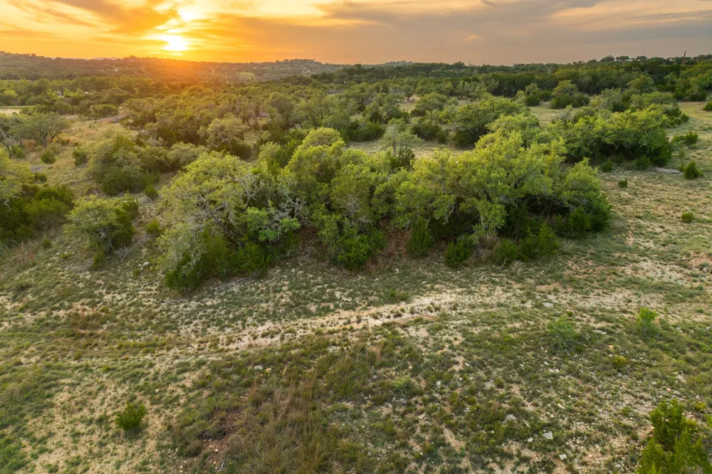 1 Esperanza Trail Johnson City, TX 78636